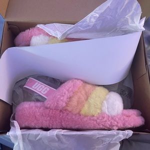 UGG Fluff yeah slide